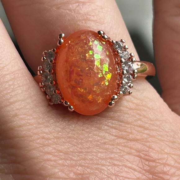 4/$50 Elegant Orange Gemstone Ring 7 1/4 🥳 - Picture 3 of 7